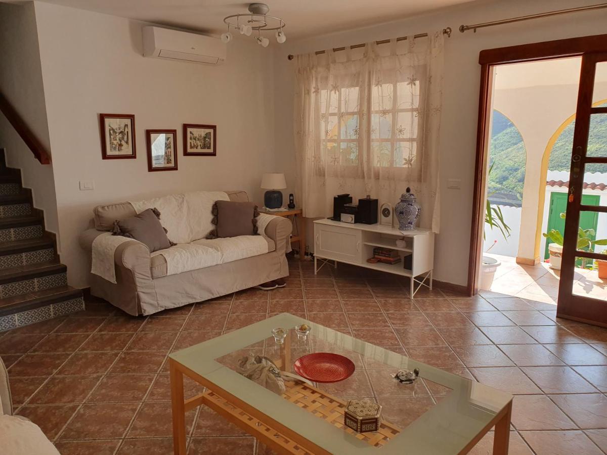 Casa Panchita -Maravillosas Vistas Al Mar Y Montana أَغايتي المظهر الخارجي الصورة
