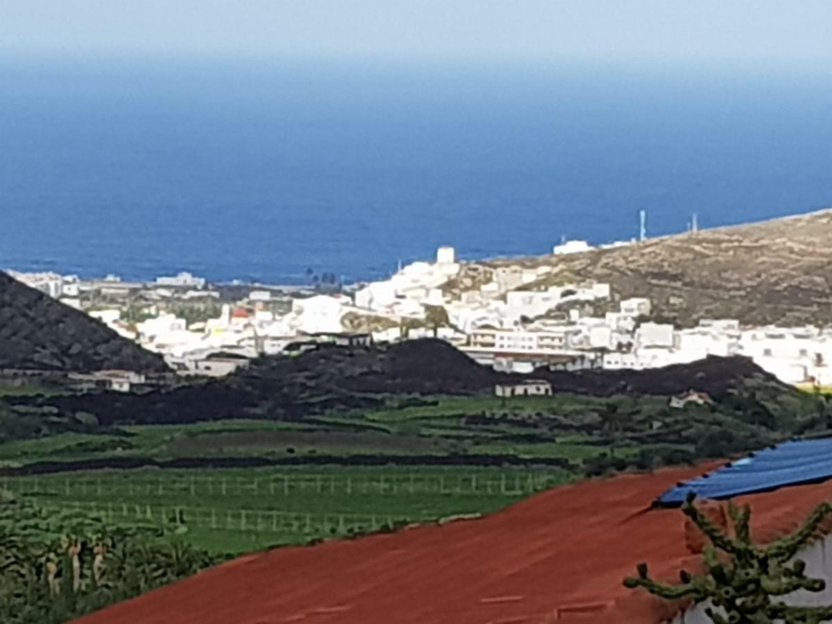 Casa Panchita -Maravillosas Vistas Al Mar Y Montana أَغايتي المظهر الخارجي الصورة